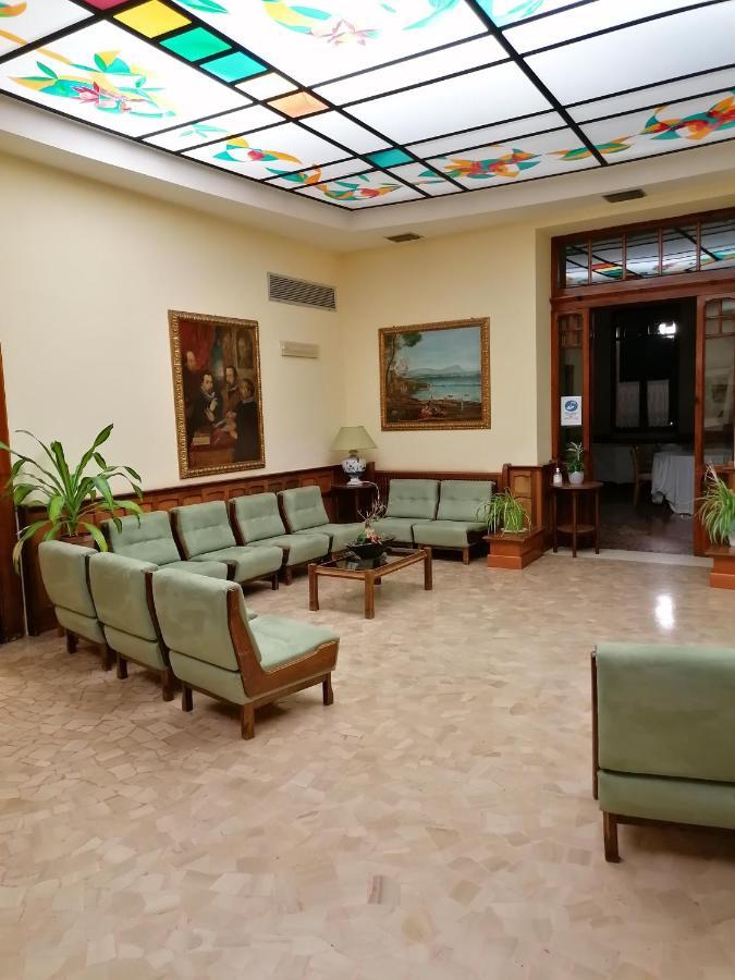 Hotel Antico Borgo Riolo Terme Exterior photo
