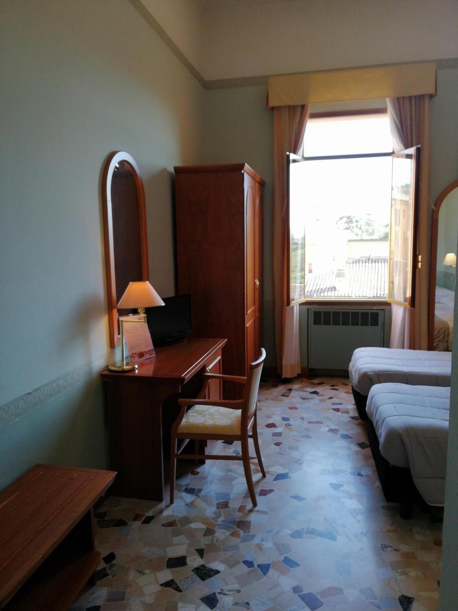 Hotel Antico Borgo Riolo Terme Room photo