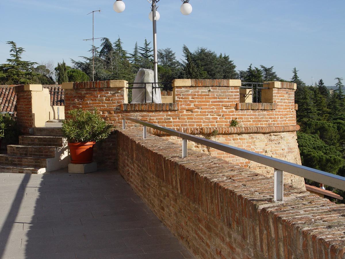 Hotel Antico Borgo Riolo Terme Exterior photo