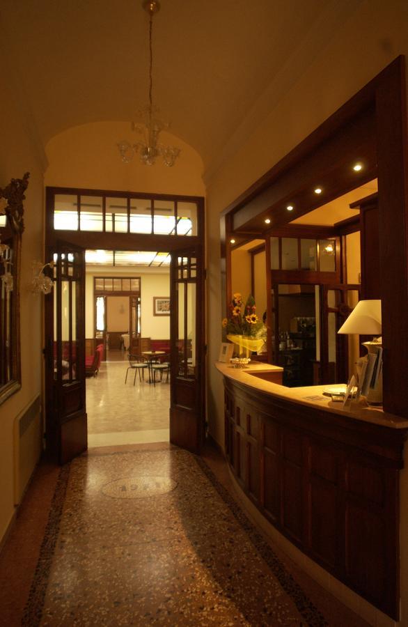 Hotel Antico Borgo Riolo Terme Exterior photo