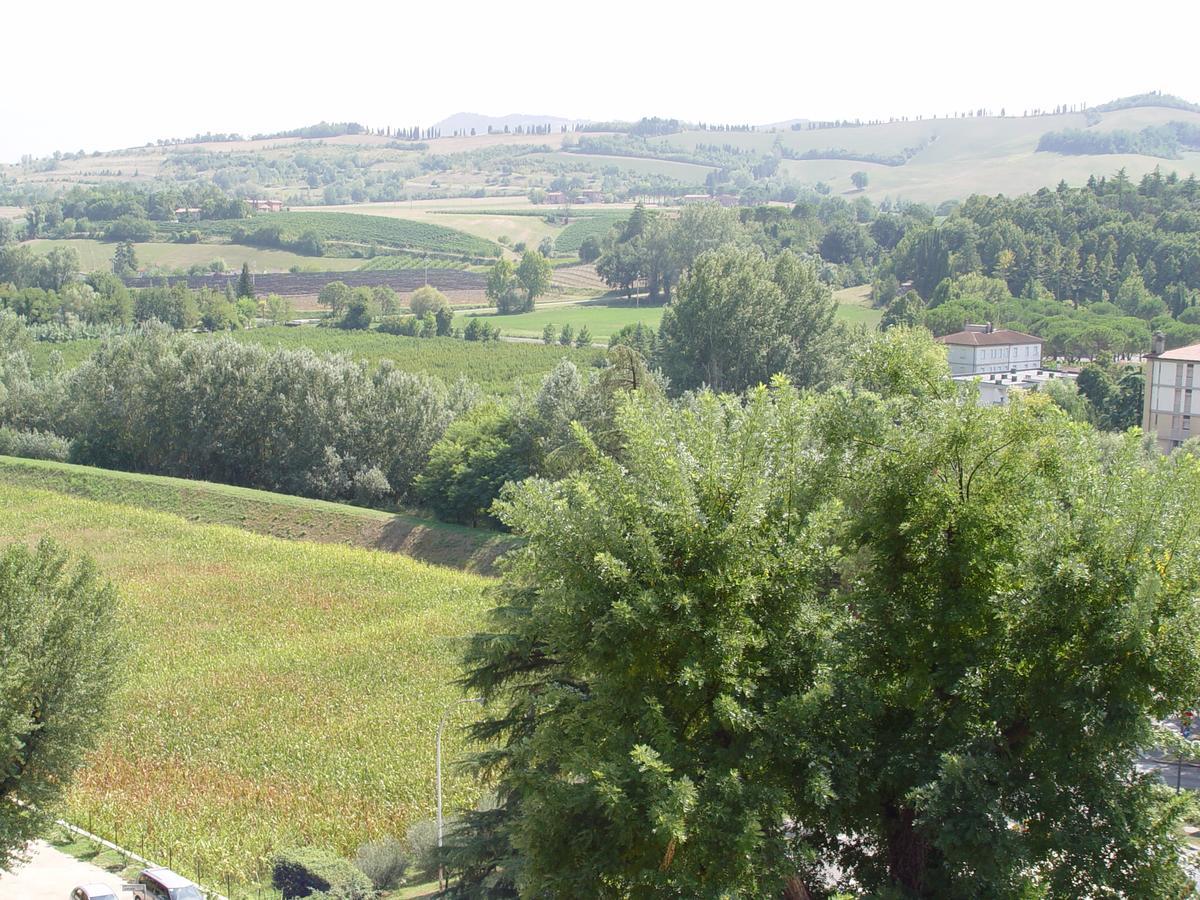 Hotel Antico Borgo Riolo Terme Exterior photo