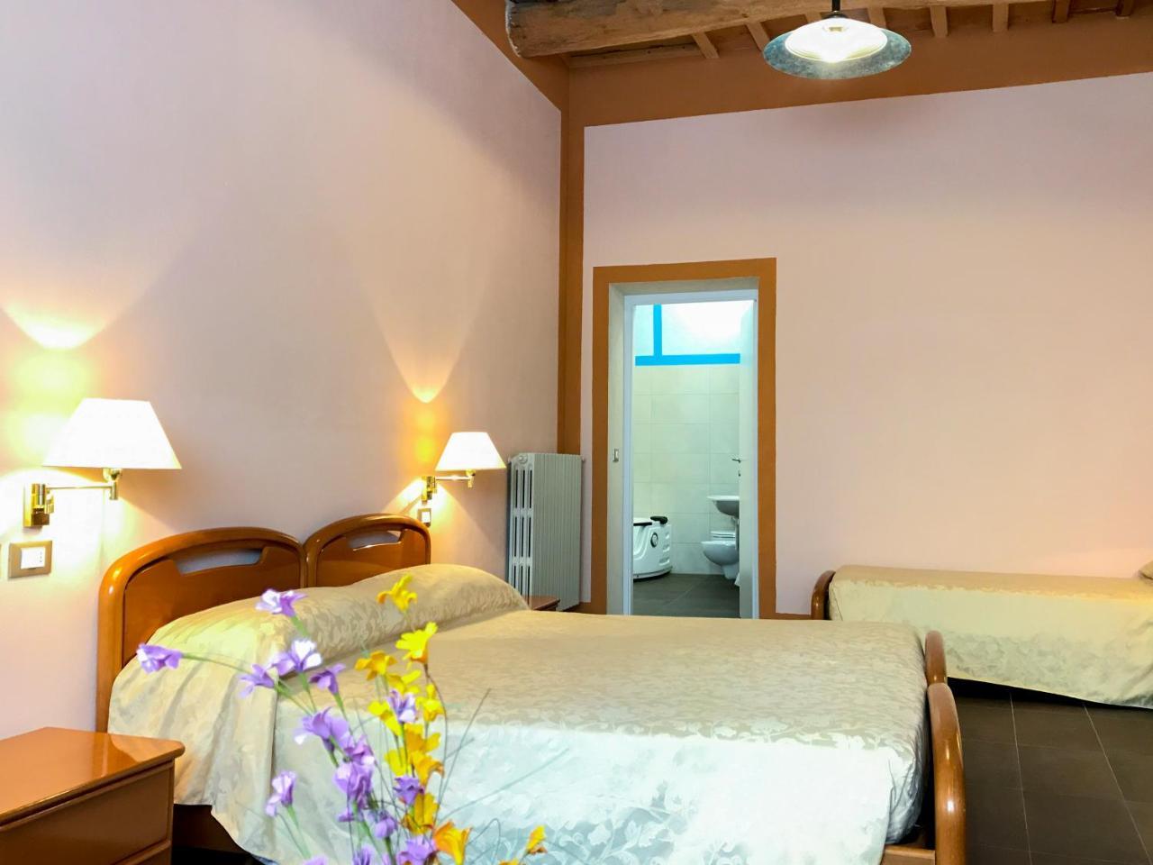 Hotel Antico Borgo Riolo Terme Exterior photo